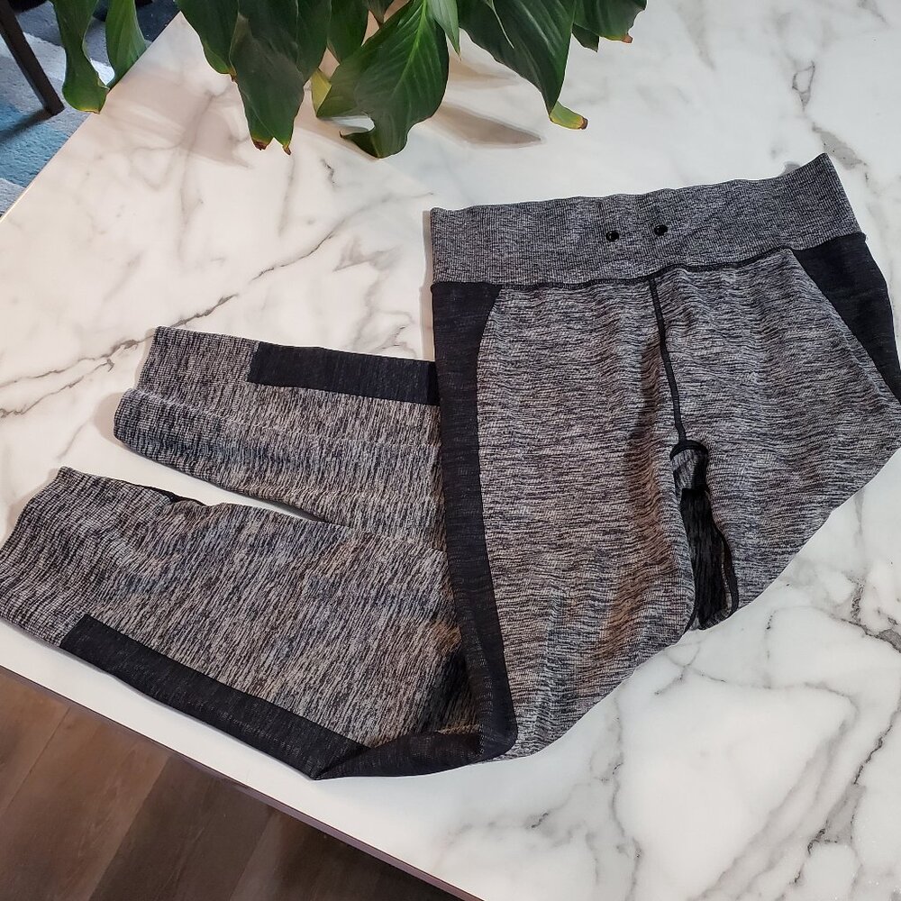 Victoria’s Secret Pink Active Gray & Black Leggings size XL